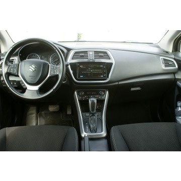 Suzuki SX4  Hatchback 2018,  1.0 benzyna, automat - Na sprzedaż za 47 900 zł - Ostrów Wielkopolski - zdjęcie 11