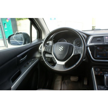 Suzuki SX4  Hatchback 2018,  1.0 benzyna, automat - Na sprzedaż za 47 900 zł - Ostrów Wielkopolski - zdjęcie 12