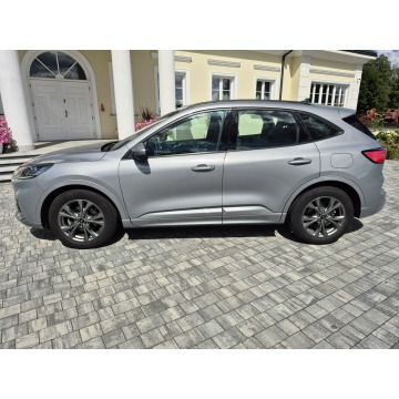 Ford Kuga  SUV 2023,  2.5 hybryda, automat - Na sprzedaż za 92 900 zł - Drelów - zdjęcie 4