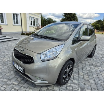 Kia Venga  Hatchback 2015,  1.4 benzyna - Na sprzedaż za 35 900 zł - Drelów - zdjęcie 5