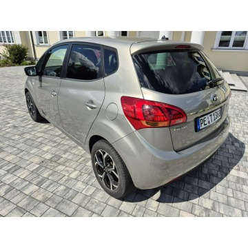 Kia Venga  Hatchback 2015,  1.4 benzyna - Na sprzedaż za 35 900 zł - Drelów - zdjęcie 8