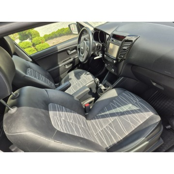 Kia Venga  Hatchback 2015,  1.4 benzyna - Na sprzedaż za 35 900 zł - Drelów - zdjęcie 11
