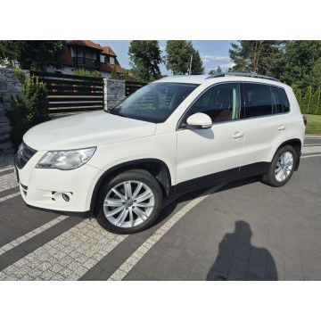 Volkswagen Tiguan  SUV 2010,  2.0 diesel - Na sprzedaż za 32 400 zł - Drelów - zdjęcie 5
