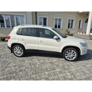 Volkswagen Tiguan  SUV 2010,  2.0 diesel - Na sprzedaż za 32 400 zł - Drelów - zdjęcie 3