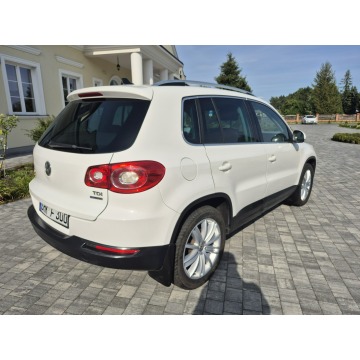 Volkswagen Tiguan  SUV 2010,  2.0 diesel - Na sprzedaż za 32 400 zł - Drelów - zdjęcie 10