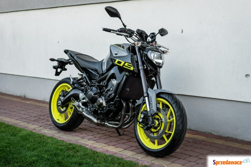 Yamaha MT - 09 900 R 2016 AKRAPOVIĆ KSIĄŻKA ABS... - Motocykle sportowe - Radom