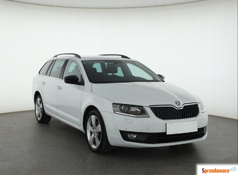 Skoda Octavia  Kombi 2014,  2.0 diesel - Na sprzedaż za 37 999 zł - Piaseczno