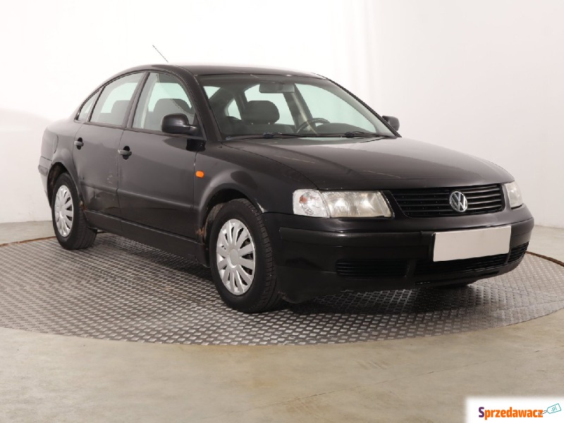 Volkswagen Passat  Kombi 1997,  1.6 benzyna - Na sprzedaż za 2 499,00 zł - Katowice
