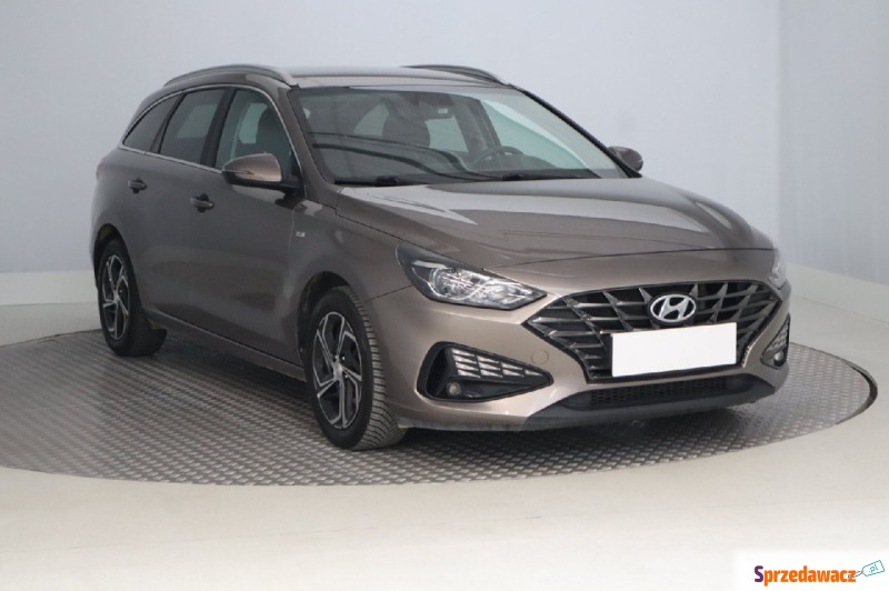 Hyundai i30  Kombi 2021,  1.5 benzyna, automat - Na sprzedaż za 57 999 zł - Zabrze