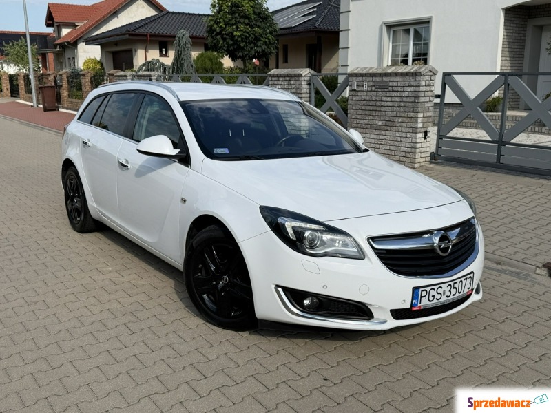 Opel Insignia  Kombi 2015,  2.0 diesel - Na sprzedaż za 30 999 zł - Gostyń