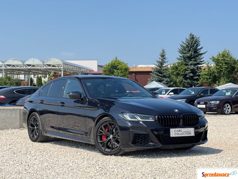 BMW Seria 5  Sedan/Limuzyna 2023,  4.4 benzyna, automat - Na sprzedaż za 284 900 zł - Michałowice-Wieś