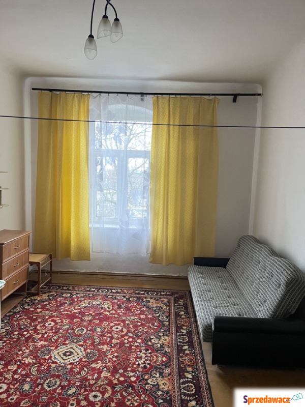 Mieszkanie jednopokojowe Starachowice,   36 m2, pierwsze piętro - Sprzedam