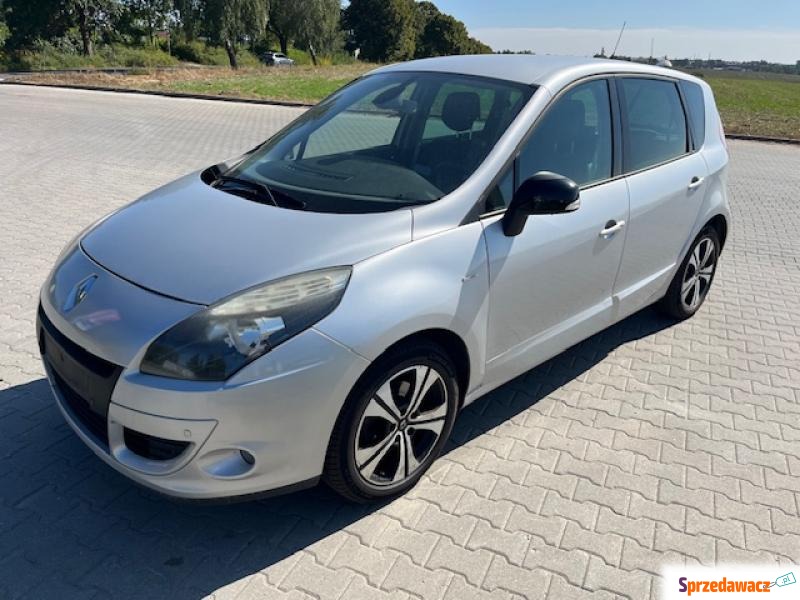 Renault Scenic 2011