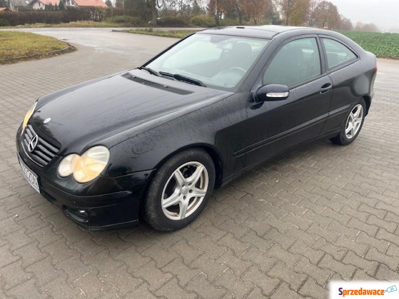Mercedes - Benz C-klasa 2005