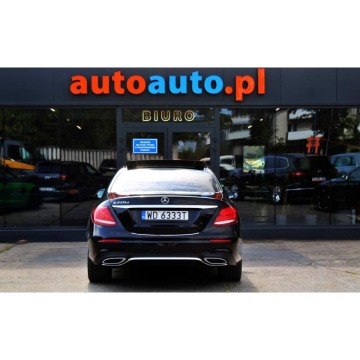 Mercedes - Benz E-klasa  Sedan/Limuzyna 2019,  2.0 diesel, automat - Na sprzedaż za 84 999 zł - Warszawa - zdjęcie 3