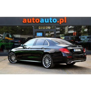 Mercedes - Benz E-klasa  Sedan/Limuzyna 2019,  2.0 diesel, automat - Na sprzedaż za 84 999 zł - Warszawa - zdjęcie 4
