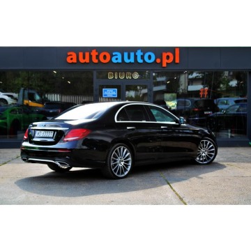 Mercedes - Benz E-klasa  Sedan/Limuzyna 2019,  2.0 diesel, automat - Na sprzedaż za 84 999 zł - Warszawa - zdjęcie 5