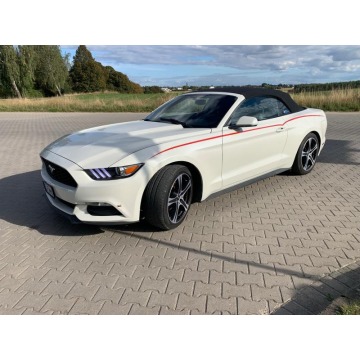 Ford Mustang  Kabriolet 2016,  3.7 benzyna, automat - Na sprzedaż za 77 700 zł - Chojnice - zdjęcie 5