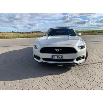 Ford Mustang  Kabriolet 2016,  3.7 benzyna, automat - Na sprzedaż za 77 700 zł - Chojnice - zdjęcie 6