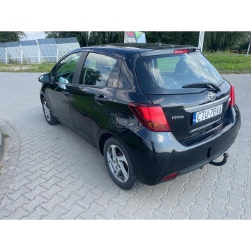 Toyota Yaris  Hatchback 2015,  1.0 benzyna+LPG - Na sprzedaż za 279 000 zł - Chojnice - zdjęcie 5