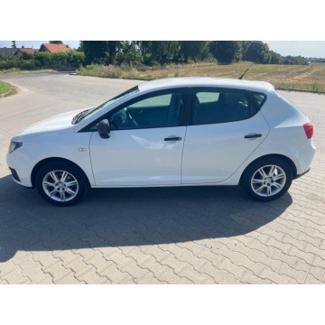 Seat Ibiza  Hatchback 2011,  1.2 benzyna - Na sprzedaż za 16 900 zł - Chojnice - zdjęcie 4