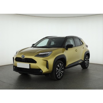 Toyota Yaris  SUV 2022,  1.5 benzyna, automat - Na sprzedaż za 95 999 zł - Piaseczno - zdjęcie 3