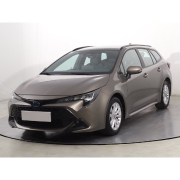 Toyota Corolla  Kombi 2023,  1.8 benzyna, automat - Na sprzedaż za 93 999 zł - Katowice - zdjęcie 3