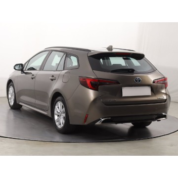 Toyota Corolla  Kombi 2023,  1.8 benzyna, automat - Na sprzedaż za 93 999 zł - Katowice - zdjęcie 5