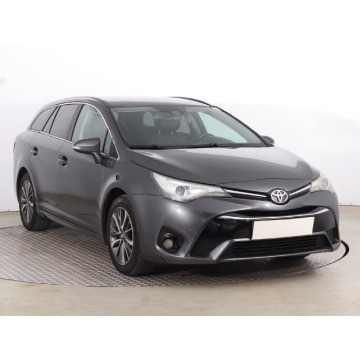 Toyota Avensis 2.0 D-4D (143KM), 2016
