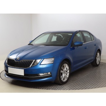 Skoda Octavia  Hatchback 2018,  2.0 benzyna, automat - Na sprzedaż za 53 999 zł - Bielany Wrocławskie - zdjęcie 3