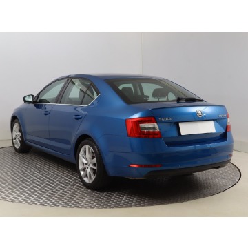 Skoda Octavia  Hatchback 2018,  2.0 benzyna, automat - Na sprzedaż za 53 999 zł - Bielany Wrocławskie - zdjęcie 5