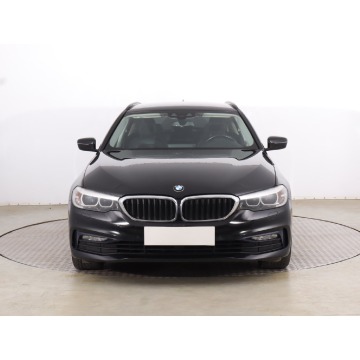 BMW Seria 5  Kombi 2017,  2.0 diesel, automat - Na sprzedaż za 67 999 zł - Kędzierzyn-Koźle - zdjęcie 2