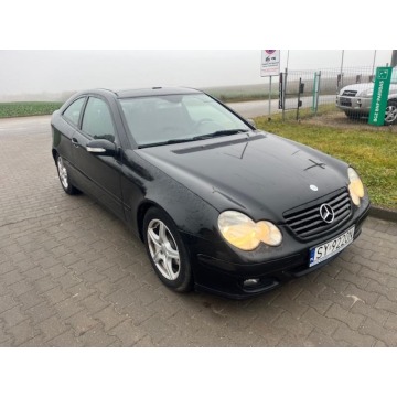 Mercedes - Benz C-klasa 2005,  1.8 benzyna - Na sprzedaż za 8 900,00 zł - Chojnice - zdjęcie 4
