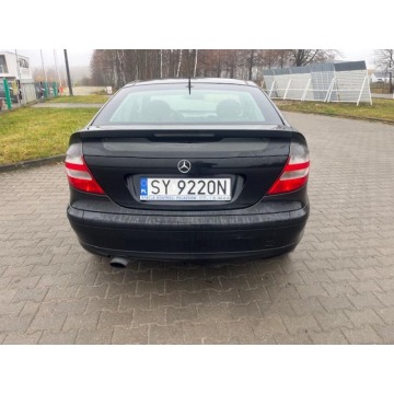 Mercedes - Benz C-klasa 2005,  1.8 benzyna - Na sprzedaż za 8 900,00 zł - Chojnice - zdjęcie 7