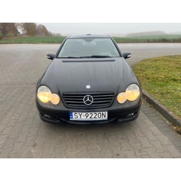 Mercedes - Benz C-klasa 2005,  1.8 benzyna - Na sprzedaż za 8 900,00 zł - Chojnice - zdjęcie 3