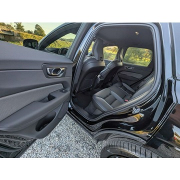 Volvo   SUV 2025,  2.0 benzyna, automat - Na sprzedaż za 199 900 zł - Kamienna Góra - zdjęcie 10