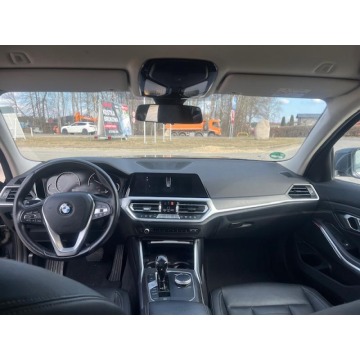 BMW Seria 3  Kombi 2019,  2.0 diesel, automat - Na sprzedaż za 85 900 zł - Chojnice - zdjęcie 8