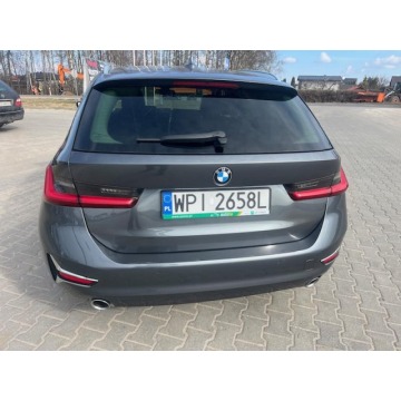 BMW Seria 3  Kombi 2019,  2.0 diesel, automat - Na sprzedaż za 85 900 zł - Chojnice - zdjęcie 6