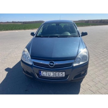 Opel Astra  Hatchback 2008,  1.4 benzyna - Na sprzedaż za 8 900,00 zł - Chojnice - zdjęcie 2