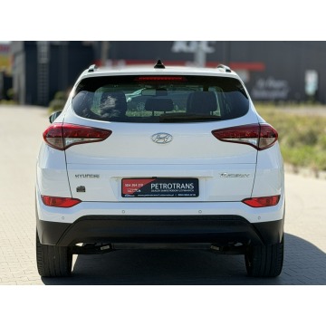 Hyundai Tucson  SUV 2016,  1.7 diesel, automat - Na sprzedaż za 55 900 zł - Mrągowo - zdjęcie 7