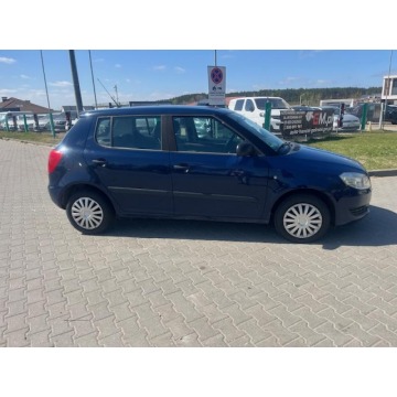 Skoda Fabia  Hatchback 2011,  1.6 diesel - Na sprzedaż za 10 900 zł - Chojnice - zdjęcie 4