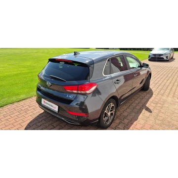 Hyundai i30  Hatchback 2022,  1.0 benzyna - Na sprzedaż za 51 800 zł - Paproć - zdjęcie 7