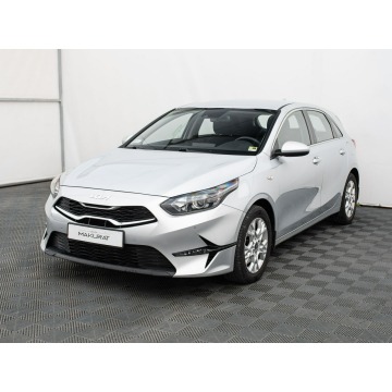 Kia Ceed  Hatchback 2022,  1.5 benzyna - Na sprzedaż za 52 850 zł - Gdynia - zdjęcie 2