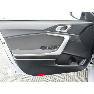 Kia Ceed  Hatchback 2022,  1.5 benzyna - Na sprzedaż za 52 850 zł - Gdynia - zdjęcie 8