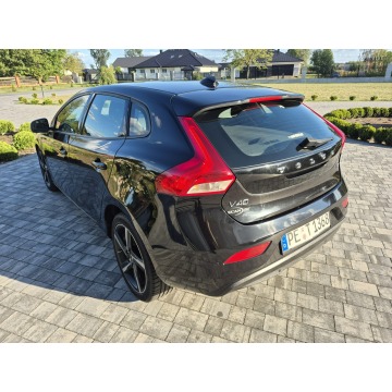 Volvo V40  Hatchback 2018,  1.5 benzyna, automat - Na sprzedaż za 48 800 zł - Drelów - zdjęcie 5