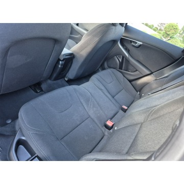 Volvo V40  Hatchback 2018,  1.5 benzyna, automat - Na sprzedaż za 48 800 zł - Drelów - zdjęcie 9