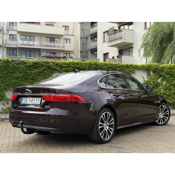 Jaguar XF  Sedan/Limuzyna 2017,  2.0 diesel, automat - Na sprzedaż za 57 000 zł - Tarnowskie Góry - zdjęcie 2