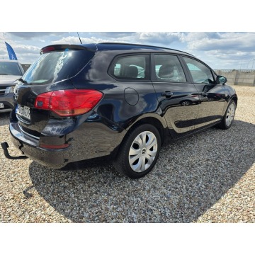 Opel Astra  Kombi 2010,  1.6 benzyna - Na sprzedaż za 14 900 zł - Gniezno - zdjęcie 8