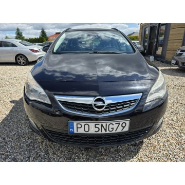 Opel Astra  Kombi 2010,  1.6 benzyna - Na sprzedaż za 14 900 zł - Gniezno - zdjęcie 11