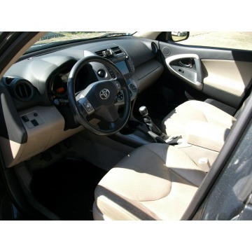 Toyota   SUV 2006,  2.2 diesel - Na sprzedaż za 18 900 zł - Katowice - zdjęcie 8